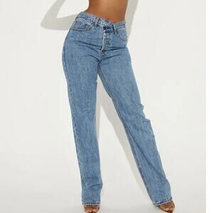 NEW Fashion Nova Crossover Waist Straight Leg Jeans Med Blue Wash Women’s Medium